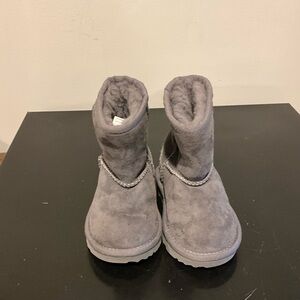 Ugg Gray Suede Boots Size 6